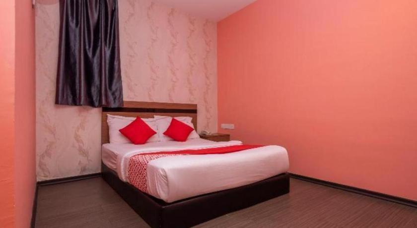 Hotel Aromas Kulai Luaran gambar