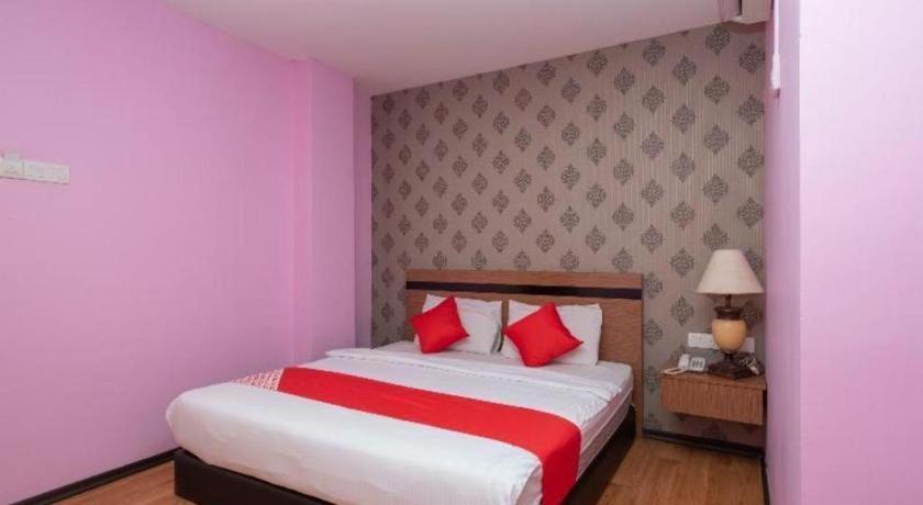 Hotel Aromas Kulai Luaran gambar