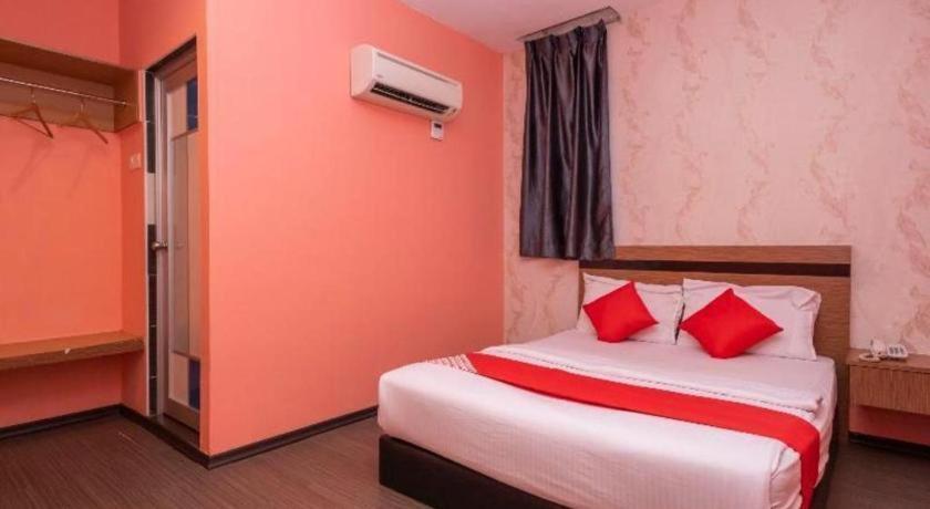 Hotel Aromas Kulai Luaran gambar